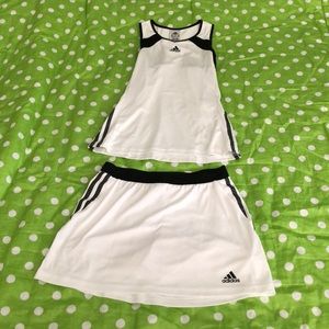 ADIDAS girls white & black tennis shirt & dress🎾